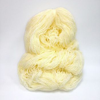 Пряжа Карачаевская светло-жёлтая (100% акрил) пасма 200-250г