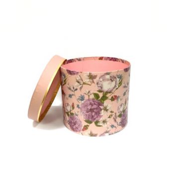 Коробка подарочная круглая розовая с цветами 14*13,5см