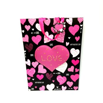 Пакет подарочный «Love» чёрный с розовым сердцем 31*42см